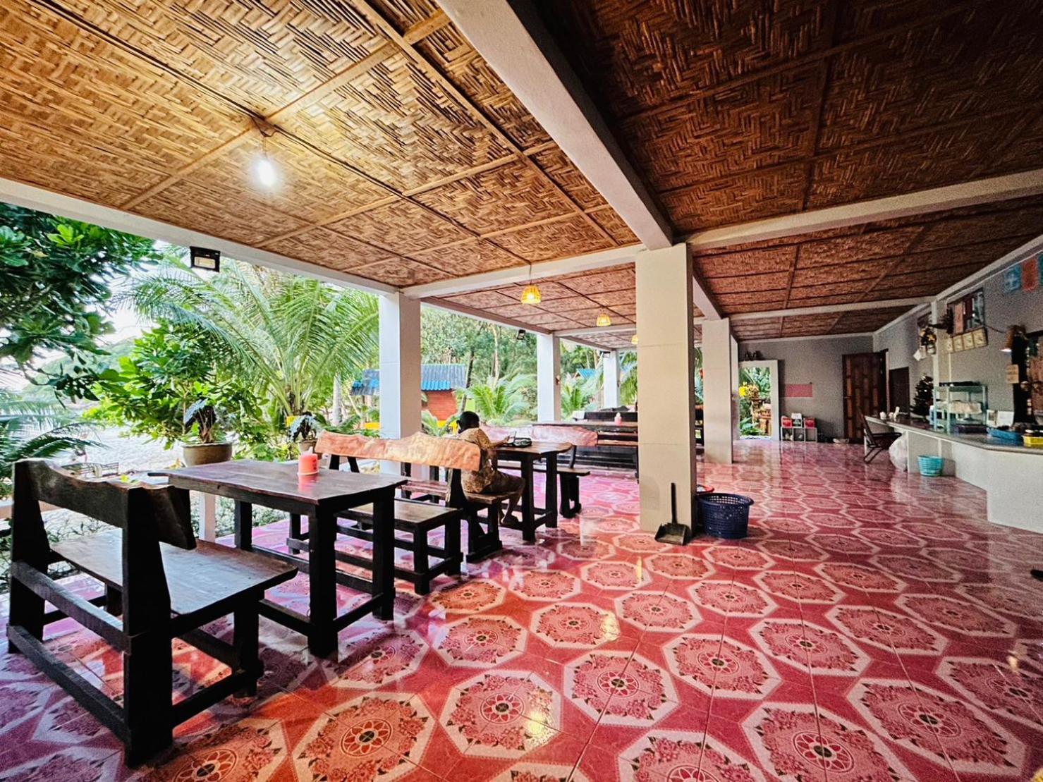 Lae Tawan Bungalow Hotel Koh Chang Ranong Exterior foto